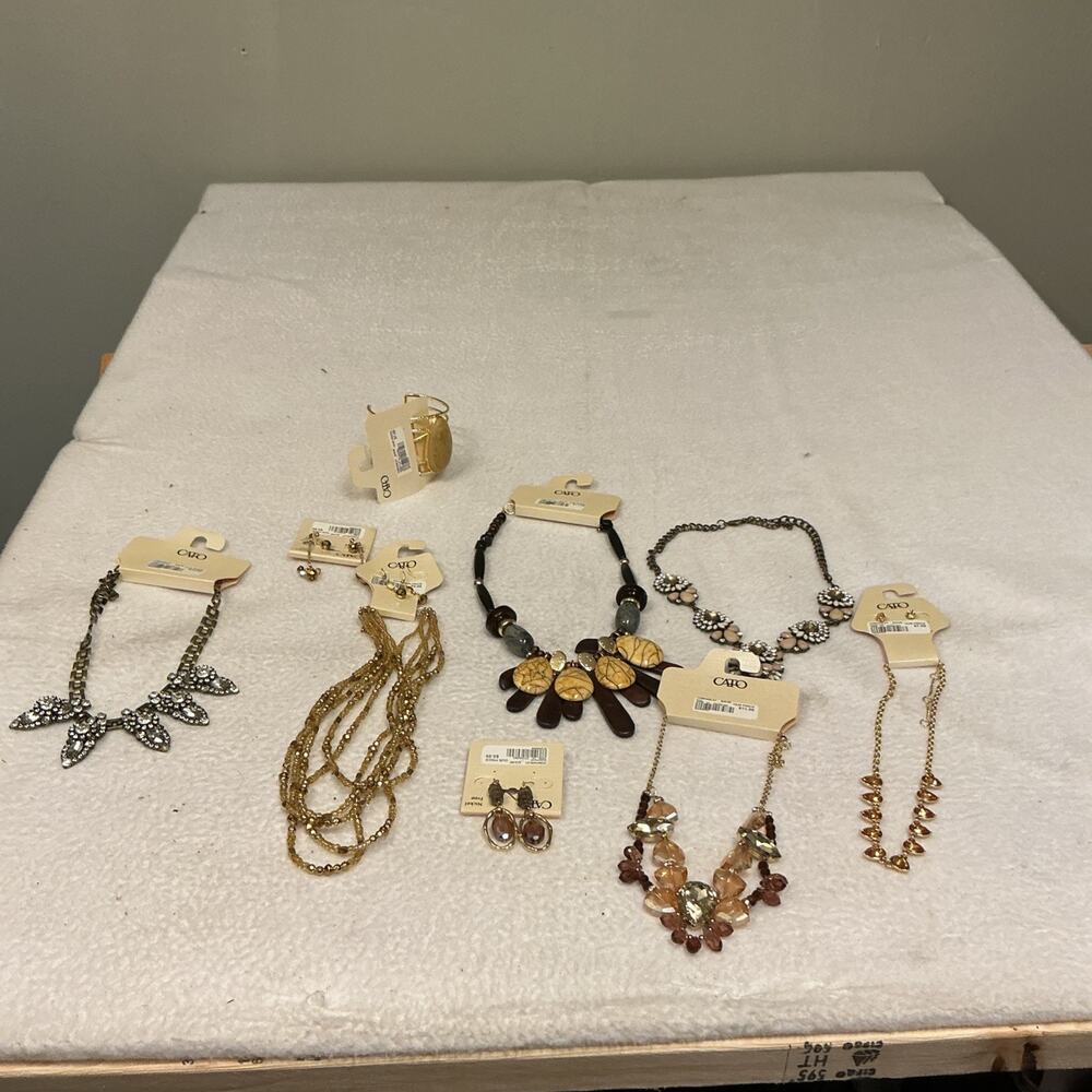 Cato mixed jewelry lot NWT Yellow clear Brown Glass Stones NecklaceEarrings3500